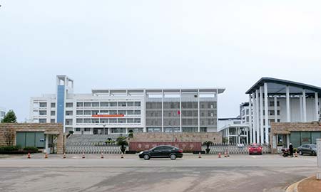 廣(guang)西桺(liu)州高(gao)級中(zhong)學(xué)
